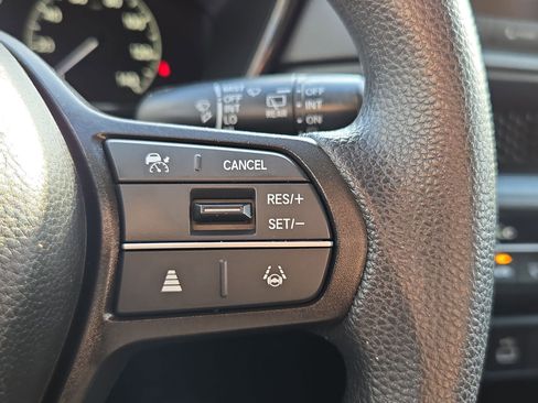 Used 2024 Honda CR-V LX image 18