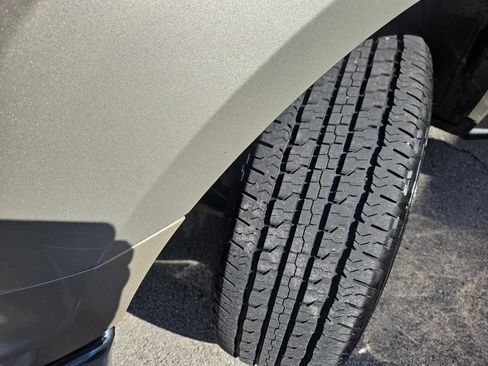 Used 2018 Ford F150 XLT w/ Equipment Group 302A Luxury image 6