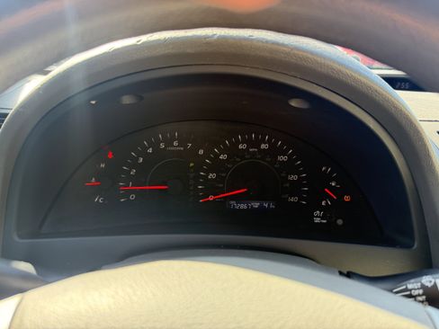 Used 2009 Toyota Camry LE image 12