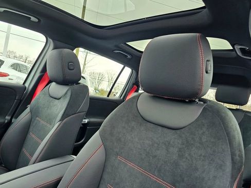 New 2026 Mercedes-Benz GLB 35 AMG 4MATIC image 18