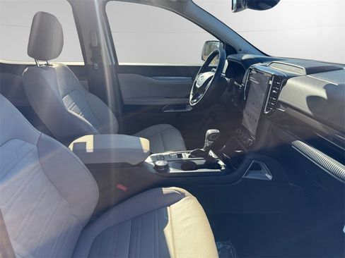 New 2025 Ford Ranger Lariat w/ Chrome Accent Package image 17