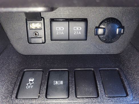 Used 2018 Toyota Highlander XLE image 43