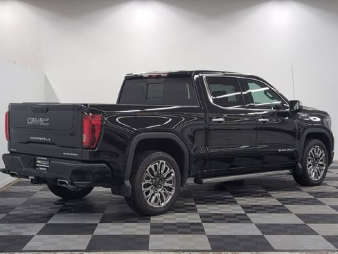 Used 2025 GMC Sierra 1500 Denali Ultimate AWD/4WD image 7