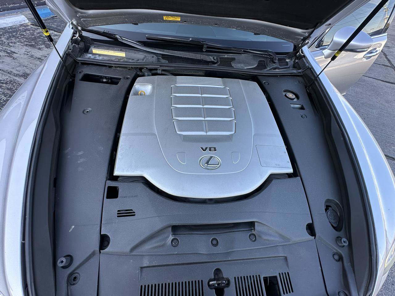 Used 2013 Lexus LS 460 AWD w/ Comfort Pkg image 15