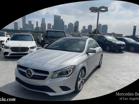 Used 2015 Mercedes-Benz CLA 250 image 1