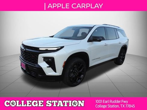 Used 2024 Chevrolet Traverse RS w/ LPO, Floor Liner Package FWD image 8