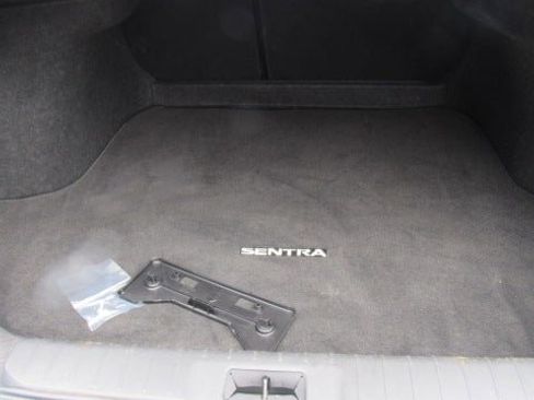 Used 2025 Nissan Sentra SV FWD image 8