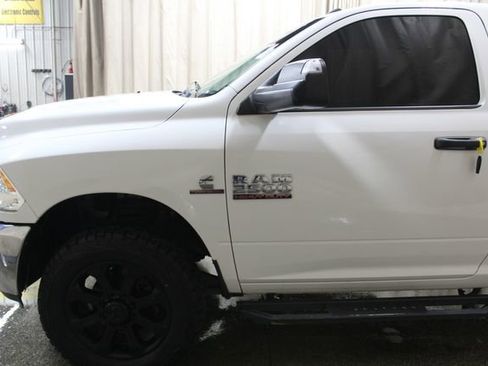 Used 2016 RAM 2500 Tradesman w/ Chrome Appearance Group image 9