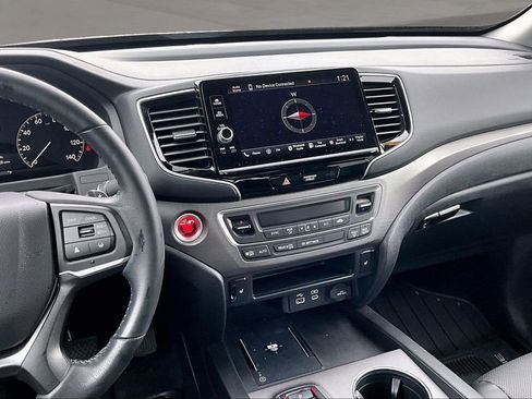 Used 2025 Honda Ridgeline RTL image 10