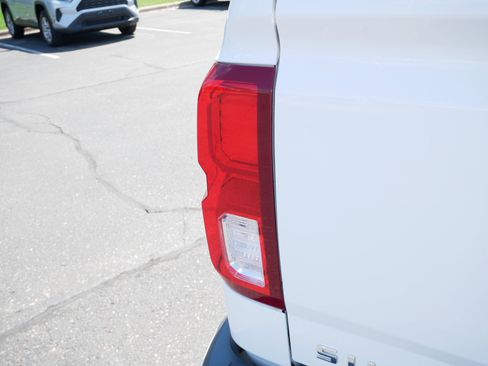 Used 2017 Chevrolet Silverado 1500 LTZ Z71 w/ LTZ Plus Package AWD/4WD image 17