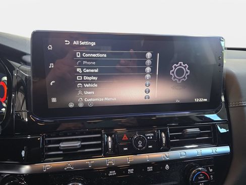 New 2026 Nissan Pathfinder Platinum FWD image 21