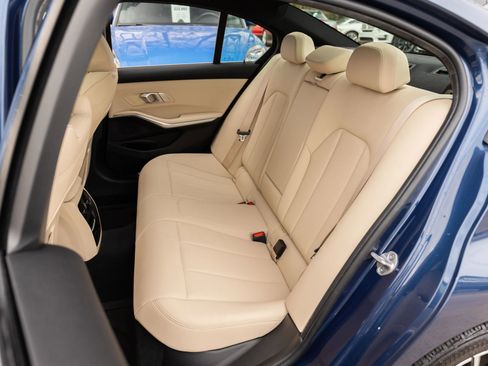 Used 2021 BMW 330i Sedan w/ Convenience Package image 29