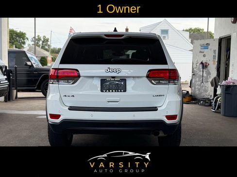 Used 2022 Jeep Grand Cherokee Laredo X AWD/4WD image 5