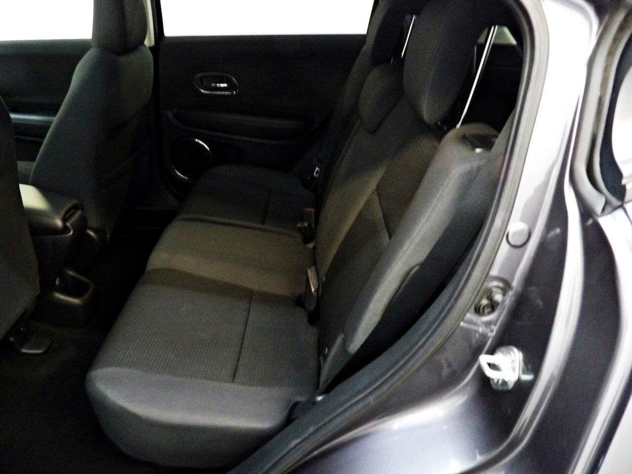 Used 2022 Honda HR-V EX image 10