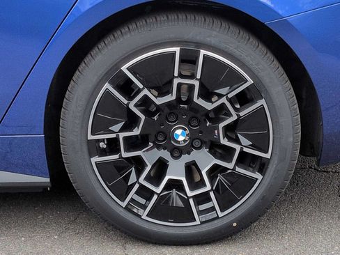 Used 2026 BMW i4 xDrive40i w/ M Sport Package AWD/4WD image 14