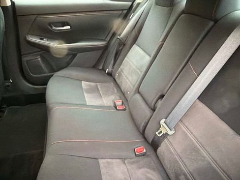 Used 2024 Nissan Sentra SR FWD image 13