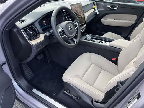 New 2026 Volvo XC60 B5 Plus w/ Protection Package Premier AWD/4WD image 23
