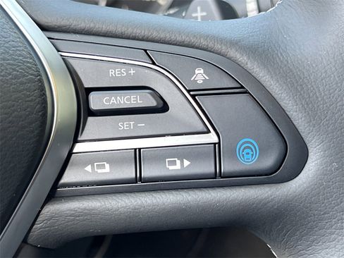 Used 2025 INFINITI QX50 Luxe image 22