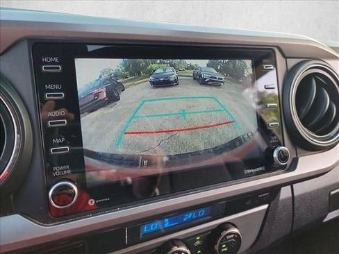 Used 2022 Toyota Tacoma SR5 w/ Technology Package RWD image 23