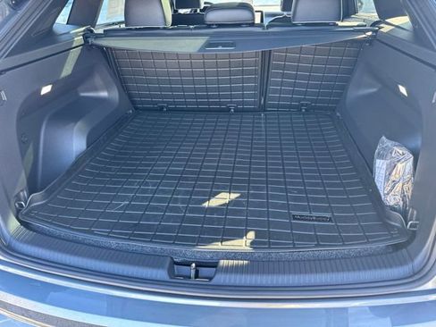 Certified 2025 Volkswagen Atlas Cross Sport SEL Premium R-Line image 34