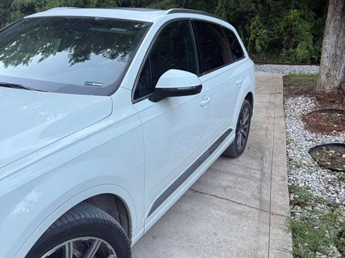 Used 2017 Audi Q7 2.0T Premium Plus w/ Premium Plus Package AWD/4WD image 13