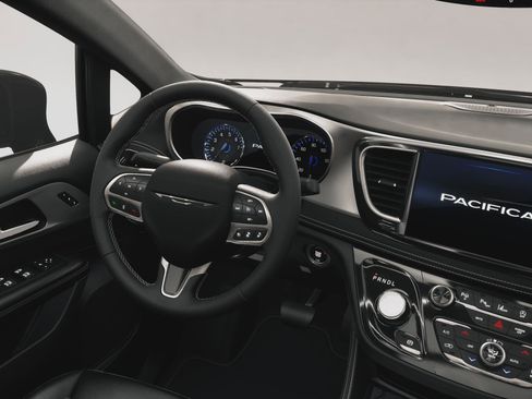New 2027 Chrysler Pacifica Limited AWD/4WD image 9