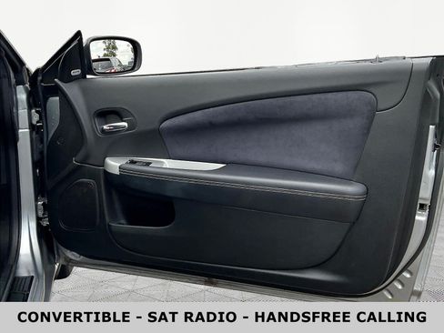 Used 2014 Chrysler 200 S FWD image 27