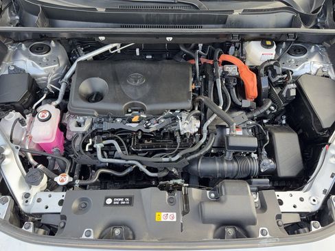 Used 2025 Toyota RAV4 XSE AWD/4WD image 31