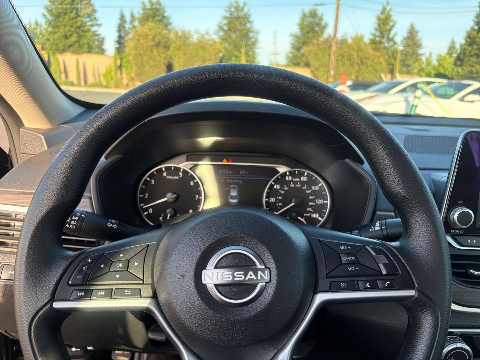 Used 2025 Nissan Altima 2.5 SV FWD image 27