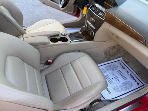 Used 2012 Mercedes-Benz C 250 Coupe image 19