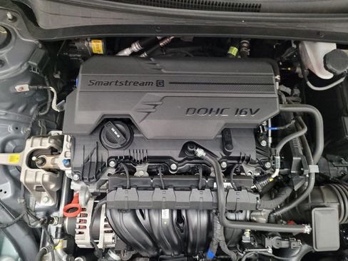 Used 2023 Hyundai Elantra SEL image 30