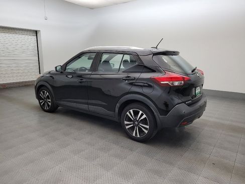 Used 2020 Nissan Kicks SV FWD image 3