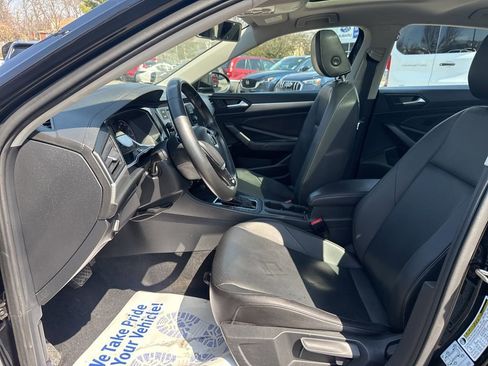 Used 2019 Volkswagen Jetta SE FWD image 21