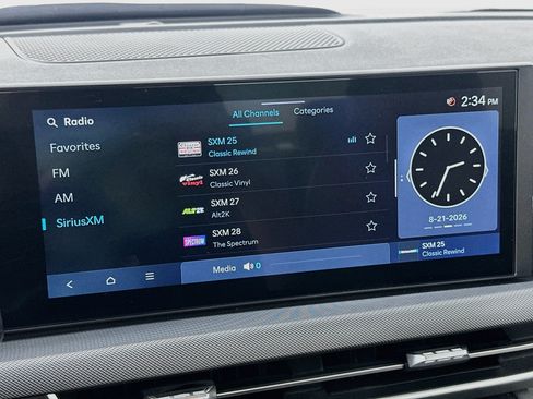 Used 2025 Hyundai Sonata SEL FWD image 21