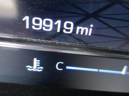 Used 2024 GMC Sierra 2500 AT4 w/ AT4 Premium Plus Package image 37