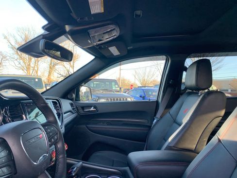 Used 2025 Dodge Durango GT image 12