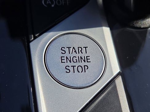 Used 2023 BMW X3 xDrive30i image 21