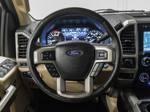 Used 2020 Ford F250 Lariat w/ Lariat Ultimate Package AWD/4WD image 15