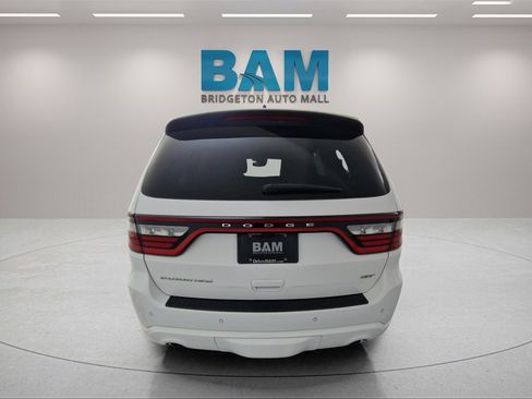 Used 2023 Dodge Durango GT image 6