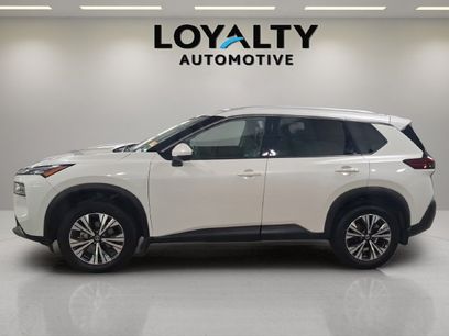 Used 2021 Nissan Rogue SV w/ Premium Package