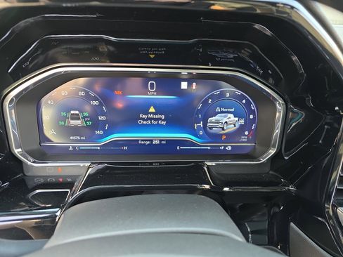 Used 2023 Chevrolet Silverado 1500 RST w/ Z71 Off-Road Package image 20