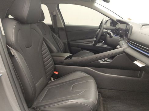 Used 2023 Hyundai Elantra Limited w/ Cargo Package FWD image 21