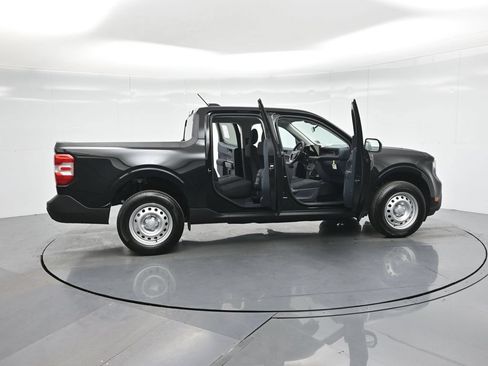 Used 2025 Ford Maverick XL FWD image 4