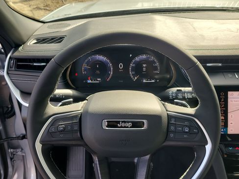 Used 2026 Jeep Grand Cherokee L 2WD image 20