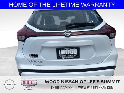 New 2025 Nissan Kicks Play S image 6