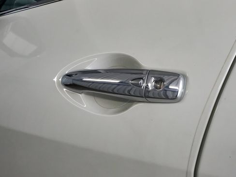 Used 2022 Nissan Maxima Platinum w/ Sport Mat Group FWD image 40