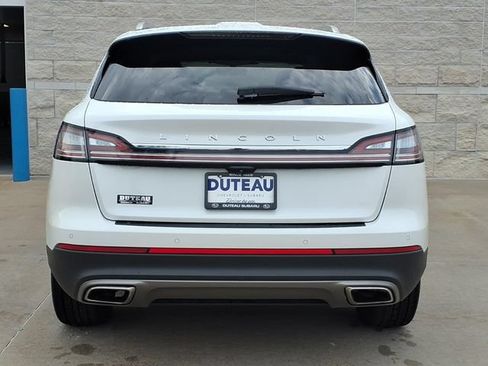 Used 2022 Lincoln Nautilus Reserve AWD/4WD image 6