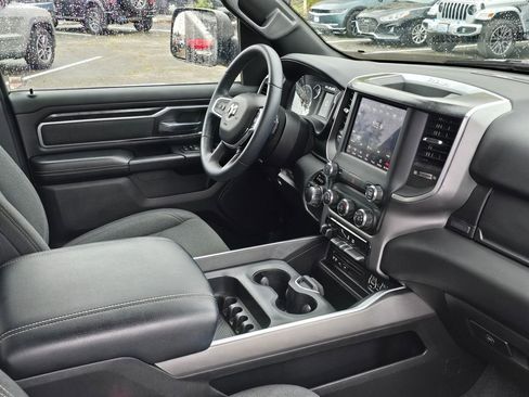 Used 2019 RAM 1500 Big Horn AWD/4WD image 11
