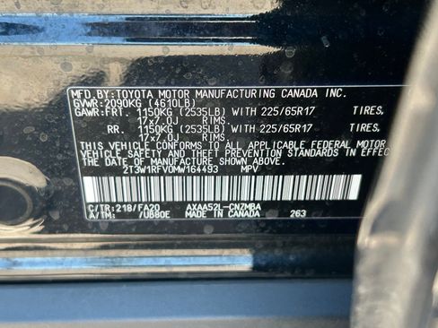 Used 2021 Toyota RAV4 XLE FWD image 34