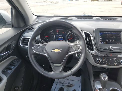 Used 2020 Chevrolet Equinox LT image 27